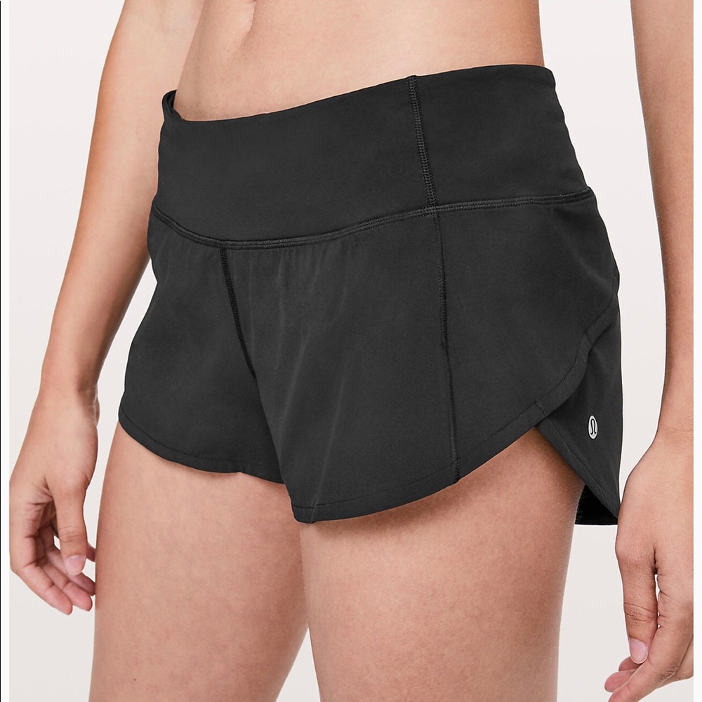 Lululemon Speed Up Short 2.5” sz 6 Black